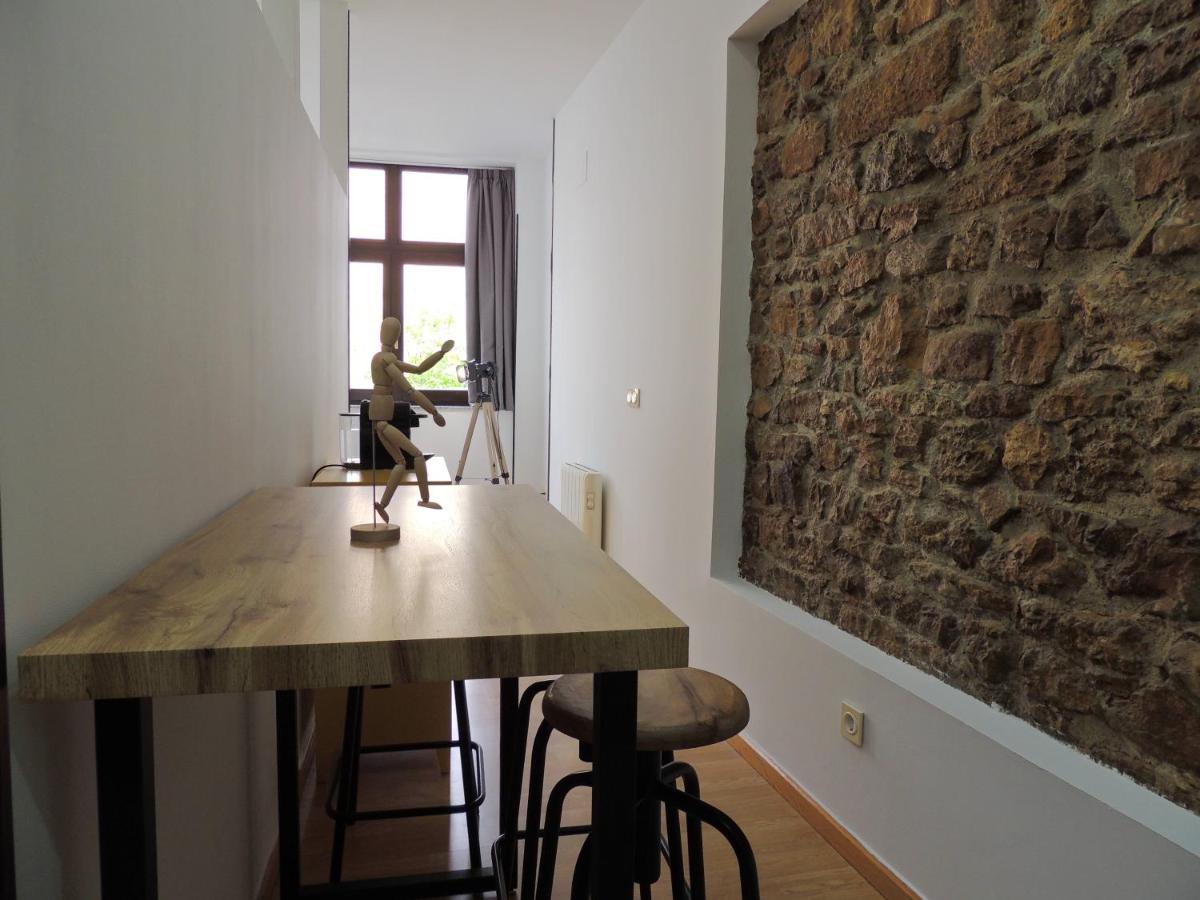 Casa Aurea-apartamento Zona Antigua,parking Y Wifi By Delabra Oviedo